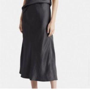 Club Monaco Seamed MIDI, Slip Skirt, Charcoal/Charbon Size 4